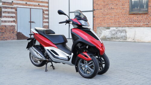 PIAGGIO , MP3  300 LT  l5e  yourban