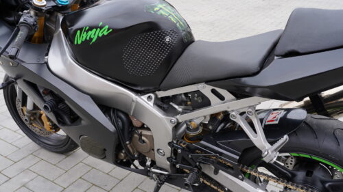KAWASAKI, NINJA 636 ZX6r  —  2004