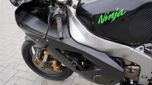 KAWASAKI, NINJA 636 ZX6r  —  2004