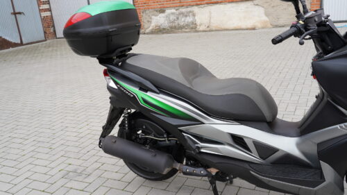 KAWASAKI, J 300  – 2017