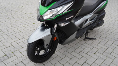 KAWASAKI, J 300  – 2017