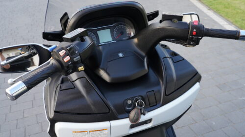 SUZUKI, BURGMAN 650