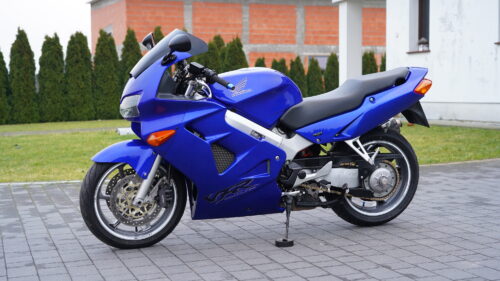 HONDA, VFR  800