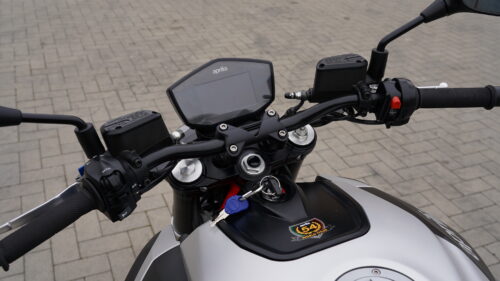 APRILIA, SHIVER  900