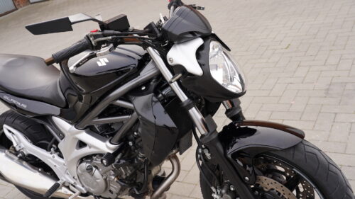 SUZUKI, GLADIUS  650