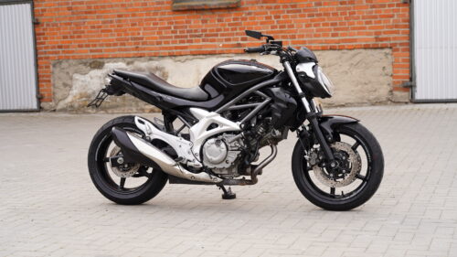 SUZUKI, GLADIUS  650