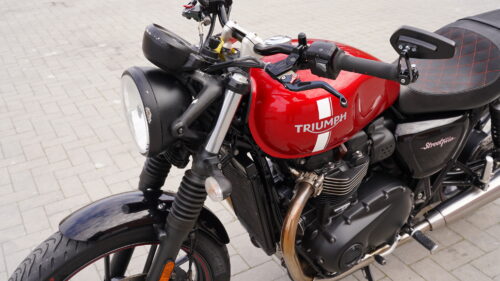 TRIUMPH, STREET  TWIN  900
