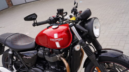 TRIUMPH, STREET  TWIN  900