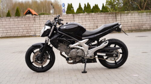 SUZUKI, GLADIUS  650