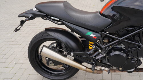DUCATI, MONSTER  695