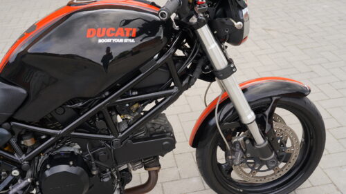 DUCATI, MONSTER  695
