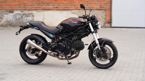 DUCATI, MONSTER  695