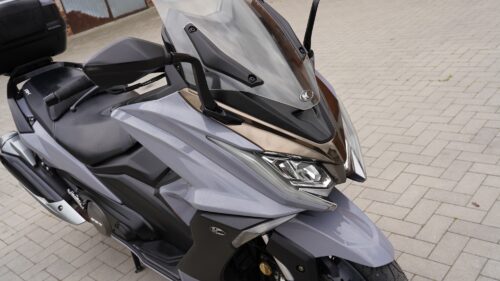 KYMCO, AK 550