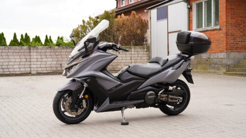 KYMCO, AK 550