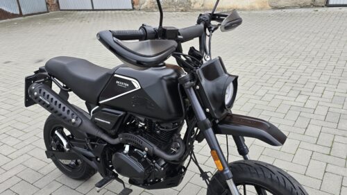 BRIXTON, CROSSFIRE  125  XS