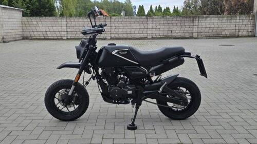 BRIXTON, CROSSFIRE  125  XS