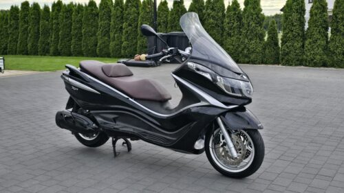PIAGGIO, X10
