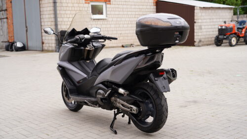 KYMCO, AK 550