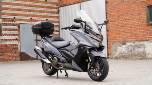 KYMCO, AK 550