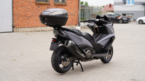 KYMCO, AK 550