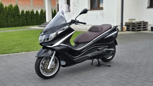 PIAGGIO, X10