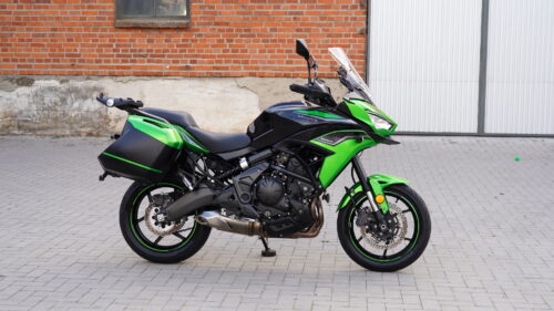 KAWASAKI, VERSYS  650  — 2023
